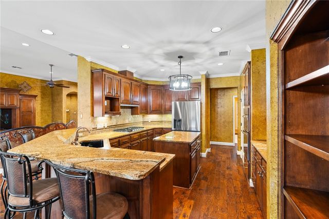 5406 Hulen Dr, Corpus Christi, TX 78413