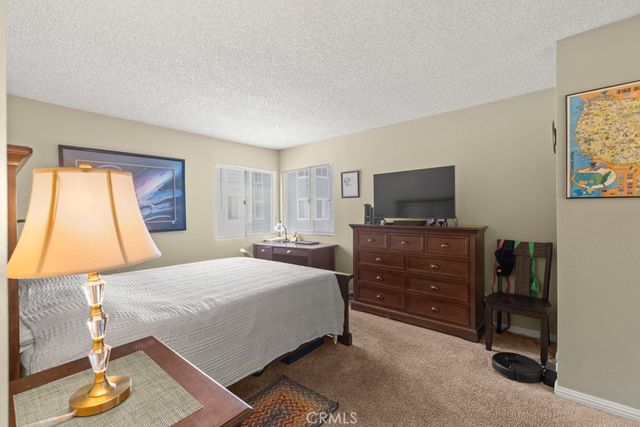 26974 Flo Ln 303, Canyon Country, CA 91351