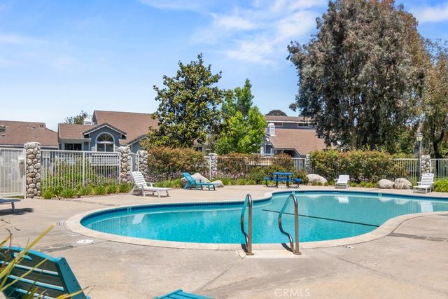 26974 Flo Ln 303, Canyon Country, CA 91351