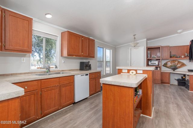 11873 W Ina Road, Tucson, AZ 85743