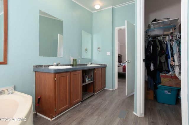 11873 W Ina Road, Tucson, AZ 85743