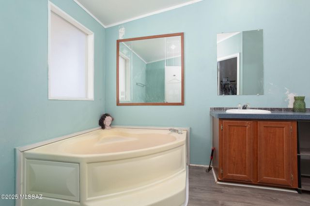 11873 W Ina Road, Tucson, AZ 85743