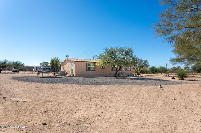 11873 W Ina Road, Tucson, AZ 85743