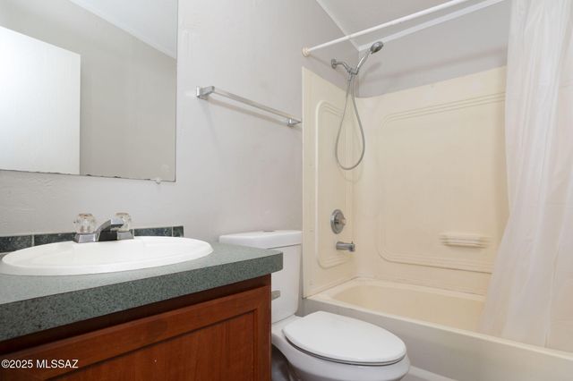 11873 W Ina Road, Tucson, AZ 85743