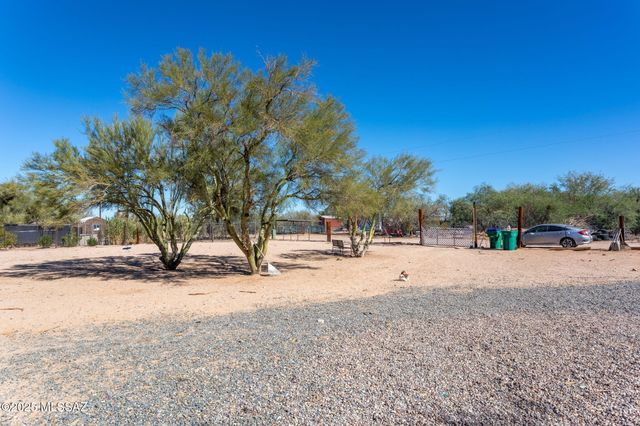 11873 W Ina Road, Tucson, AZ 85743