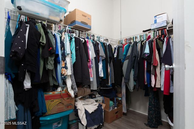 11873 W Ina Road, Tucson, AZ 85743