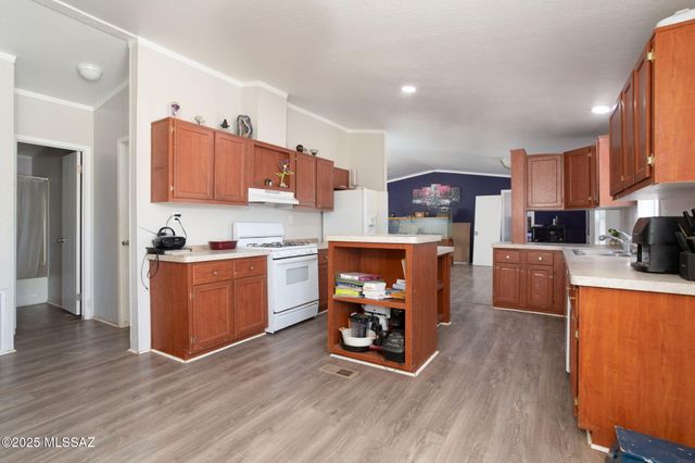 11873 W Ina Road, Tucson, AZ 85743