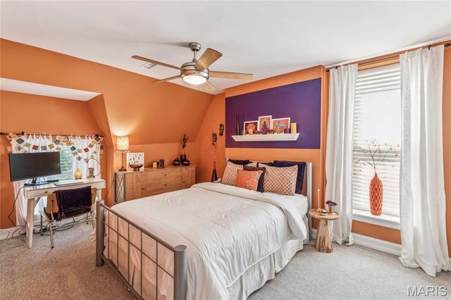 4245 McPherson Avenue, St Louis, MO 63108