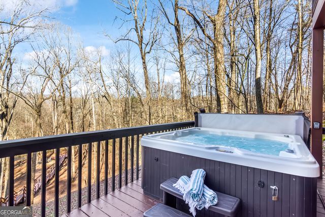 346 Rusty Lady Lane, Ellijay, GA 30536