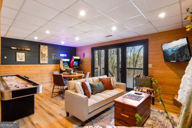 346 Rusty Lady Lane, Ellijay, GA 30536