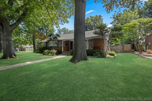 5201 S Sandusky Avenue, Tulsa, OK 74137