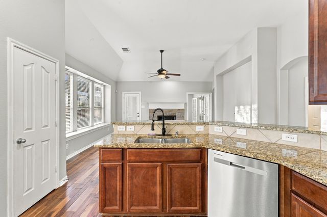 3520 Welsh Court, Fort Worth, TX 76244