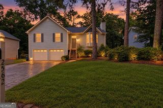2562 Kennesaw Springs Court, Kennesaw, GA 30144