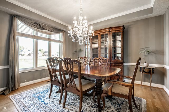 1404 N Claridge Way, Carmel, IN 46032