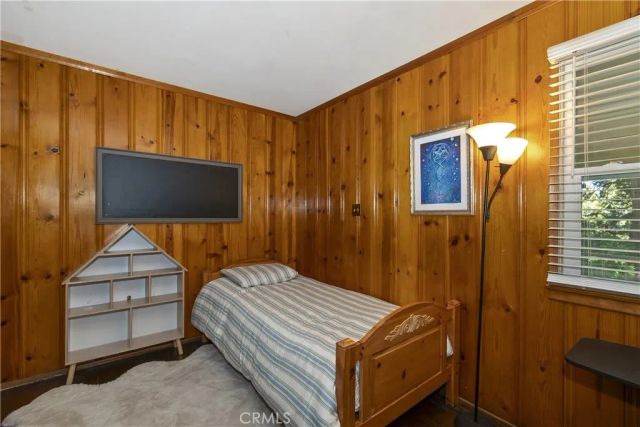 238 Bluebell, Lake Arrowhead, CA 92352