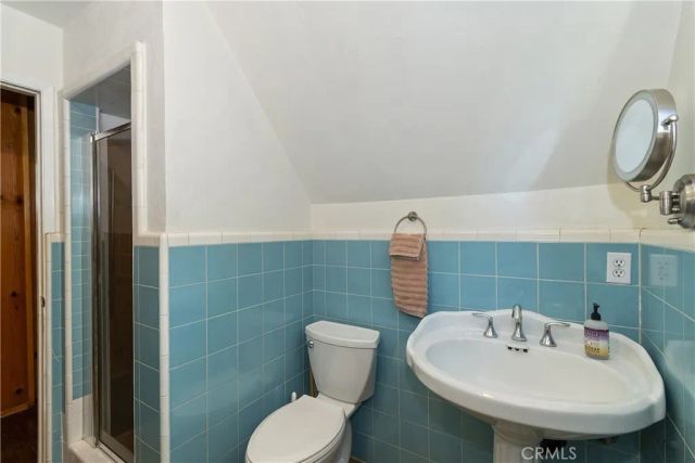 238 Bluebell, Lake Arrowhead, CA 92352