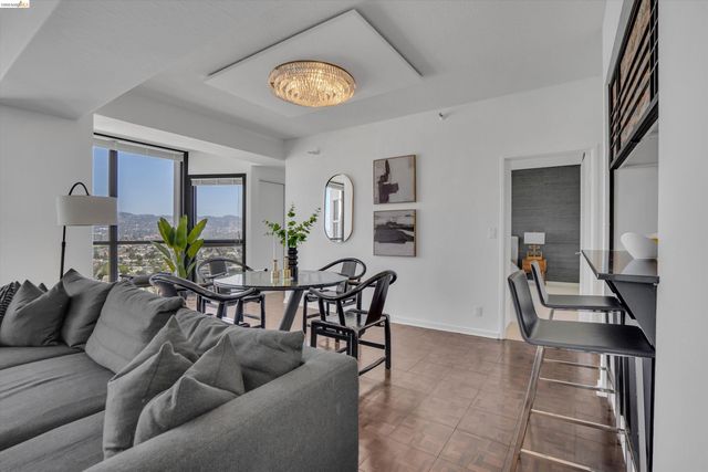 6363 Christie Ave 2925, Emeryville, CA 94608