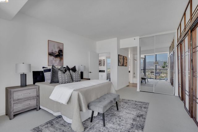 6363 Christie Ave 2925, Emeryville, CA 94608