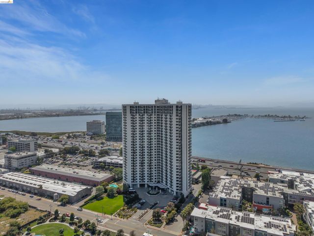 6363 Christie Ave 2925, Emeryville, CA 94608