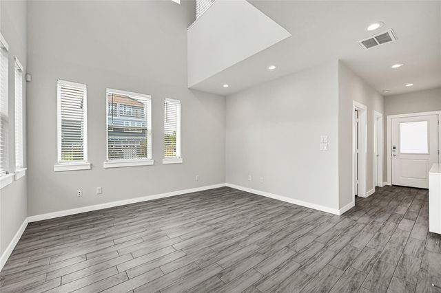 9431 Jutland Road, Houston, TX 77033