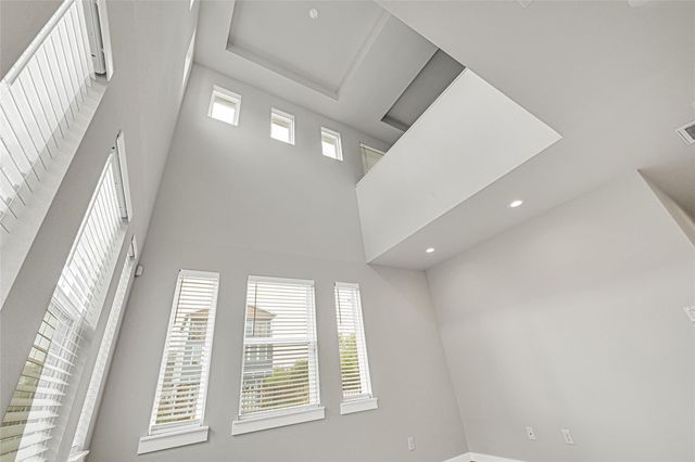 9431 Jutland Road, Houston, TX 77033