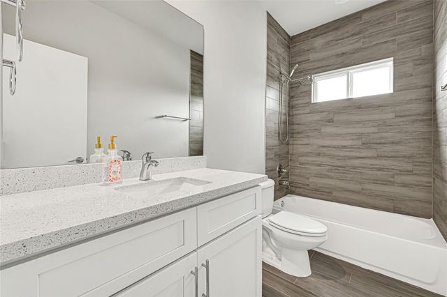 9431 Jutland Road, Houston, TX 77033