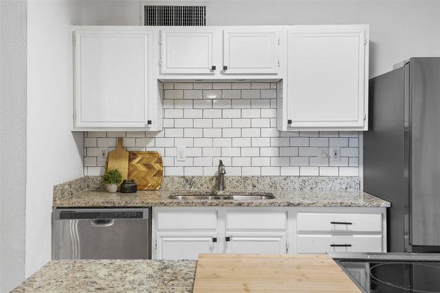 4905 California Trail, Grand Prairie, TX 75052