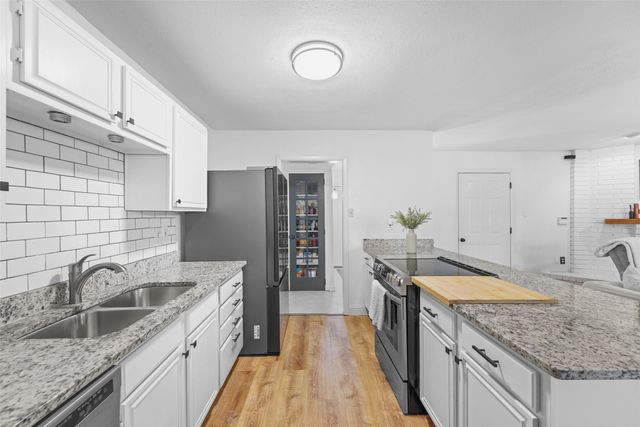 4905 California Trail, Grand Prairie, TX 75052
