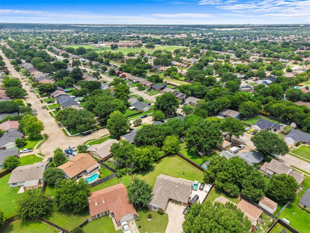 4905 California Trail, Grand Prairie, TX 75052