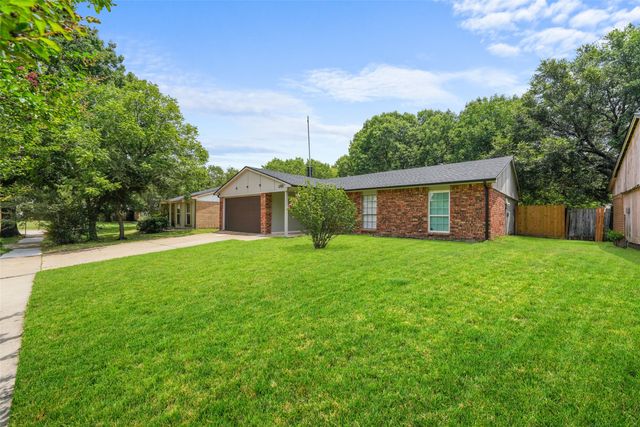 4905 California Trail, Grand Prairie, TX 75052