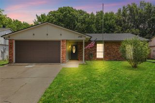 4905 California Trail, Grand Prairie, TX 75052