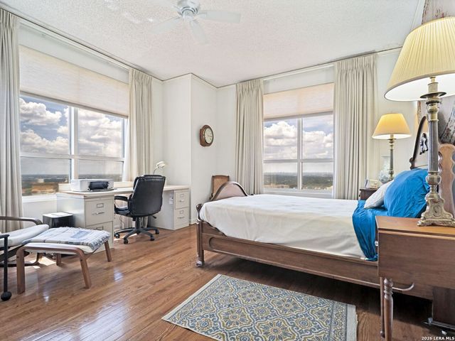 1 Towers Park Ln Apt 2112, San Antonio, TX 78209
