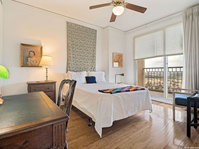 1 Towers Park Ln Apt 2112, San Antonio, TX 78209