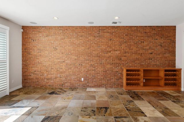 10556 Debreceni Way 9, San Diego, CA 92127