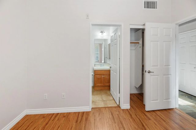 10556 Debreceni Way 9, San Diego, CA 92127