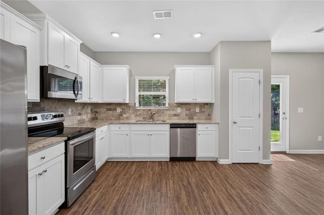 217 Stone Creek Court, Temple, GA 30179