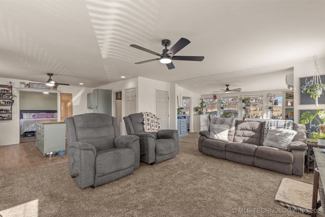 36895 W 91st Street S, Mannford, OK 74044