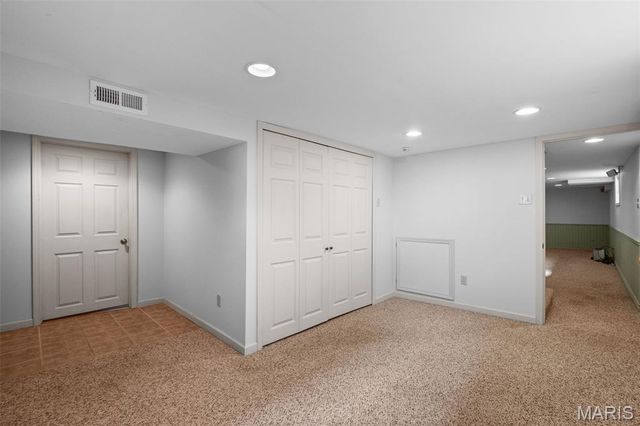 5821 Oleatha Avenue, St Louis, MO 63139