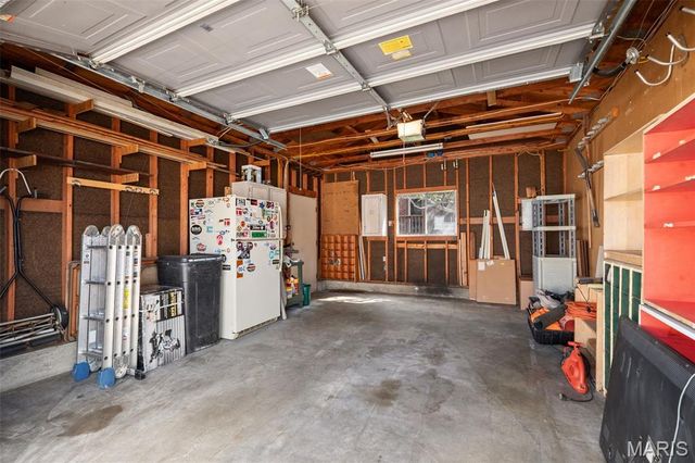 5821 Oleatha Avenue, St Louis, MO 63139