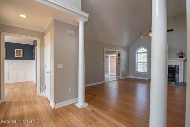 1993 Mud Splash Rd, Glendale, KY 42740