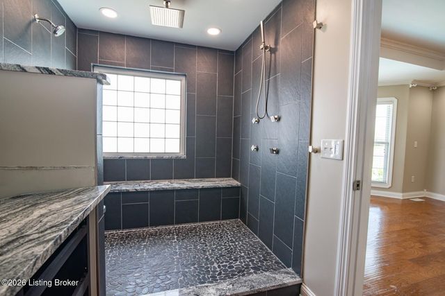 1993 Mud Splash Rd, Glendale, KY 42740