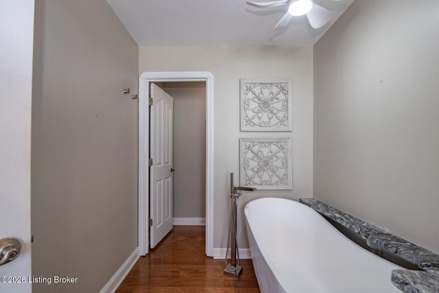 1993 Mud Splash Rd, Glendale, KY 42740