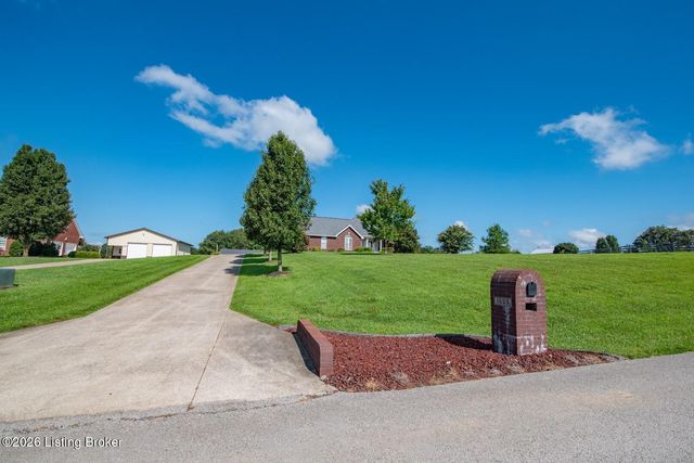 1993 Mud Splash Rd, Glendale, KY 42740