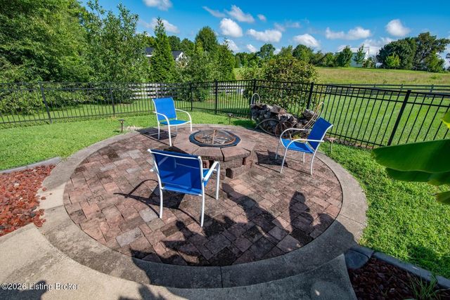 1993 Mud Splash Rd, Glendale, KY 42740