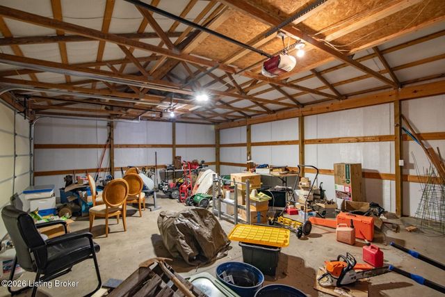 1993 Mud Splash Rd, Glendale, KY 42740