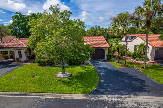 8008 Eastlake Drive, Boca Raton, FL 33433
