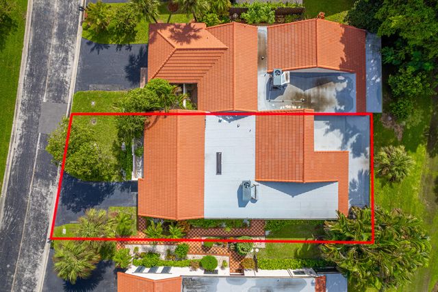 8008 Eastlake Drive, Boca Raton, FL 33433