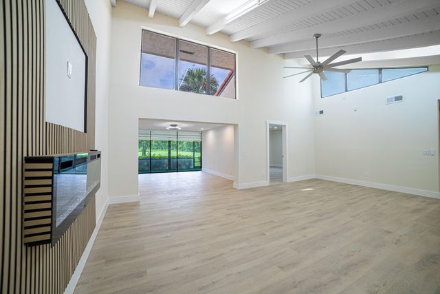 8008 Eastlake Drive, Boca Raton, FL 33433