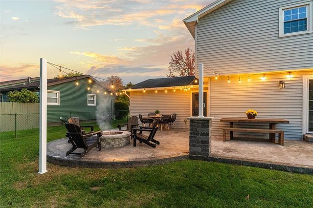 225 Carmas Drive, Greece, NY 14626