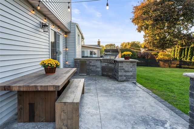 225 Carmas Drive, Greece, NY 14626